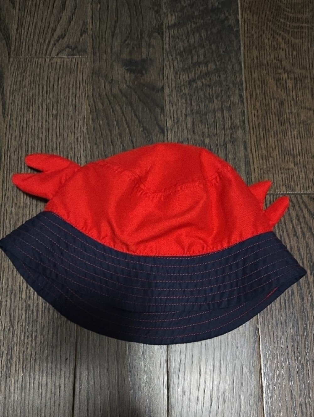 Kids Crab Sun Hat - Red and Navy - Picture 3 of 3
